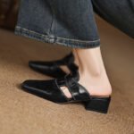 Retro Closed Toe Half Slippers Women's Summer Low Heel Thick Heel Rear Empty Sandals - Image 3