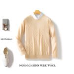 Autumn And Winter New Men's Round Neck Sweater Pullover Solid Color Jacquard Casual Business Sweater