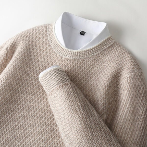 New Round Neck Woolen Sweater Men's Knitted Sweater Casual Fashion Long Sleeve Base