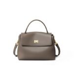 High-grade Genuine Leather Women's Bag Portable Commuter Postman - Image 4