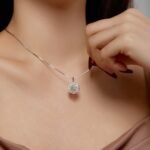 Fashion Flower Shape Necklace For Women - Image 3