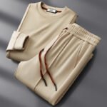 Round Neck Sweater Casual Men's Suit