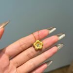 Women's Fashion Elegant Elegant Flowers Necklace - Image 4