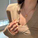 Women's Fashion Elegant Elegant Flowers Necklace - Image 3