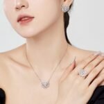 Fashion Personality Round Zirconium Inlaid Ring - Image 2