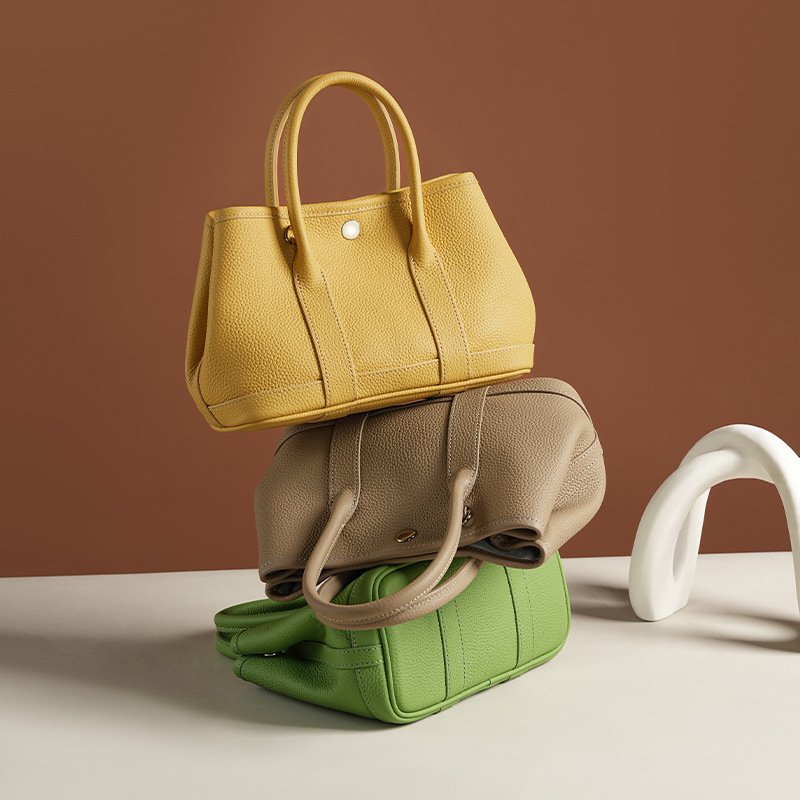 e345a60d-476e-4dfb-b0c0-6f4562ace422-1.jpg Genuine Leather Crossbody Women's First Layer Cowhide Handbag - Image 1